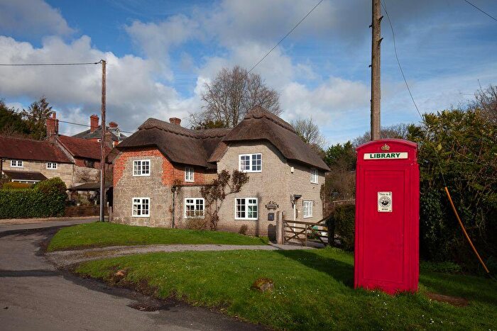 4 Bedroom Cottage For Sale In The Green East Knoyle, SP3