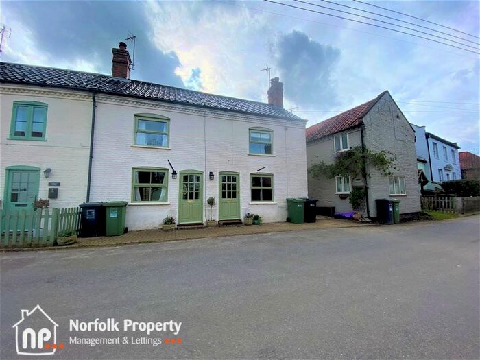 2 Bedroom Cottage To Rent In The Street, Corpusty, Norwich, NR11