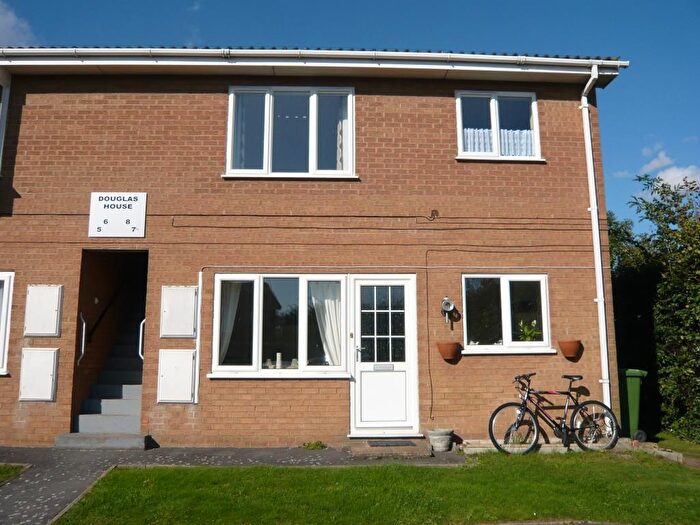 2 Bedroom Flat To Rent In St. Johns Chase, March, PE15