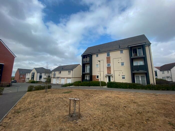 1 Bedroom Apartment To Rent In Jackdaw Road, Didcot, Oxfordshire, OX11