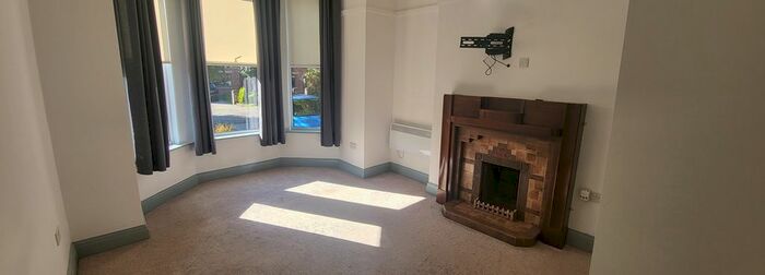 2 Bedroom Flat To Rent In Portland Road, Swinton, M27