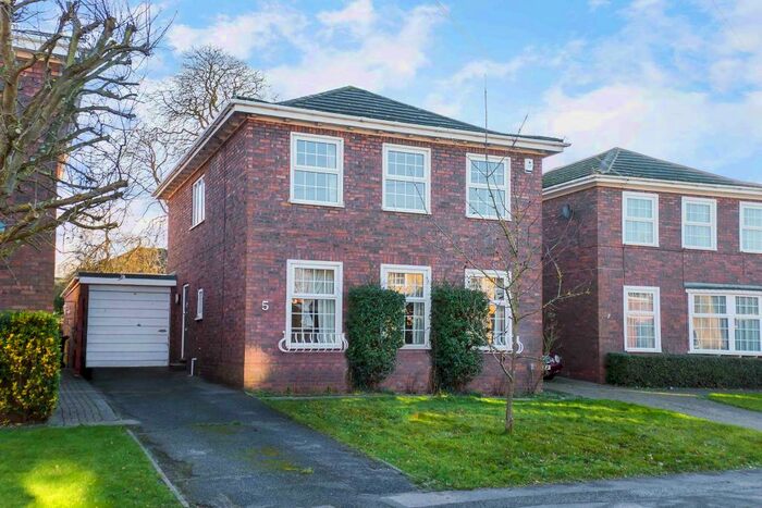 4 Bedroom House To Rent In Bray, Cotswold Close, SL6