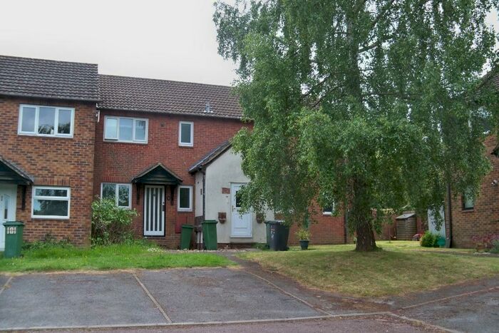 1 Bedroom Flat To Rent In Beecham Berry, Loddon Vale, Basingstoke, RG22