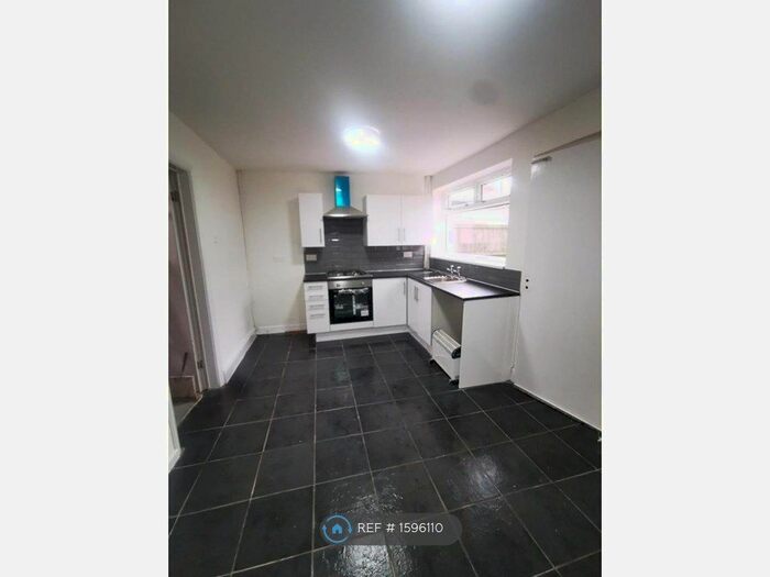 3 Bedroom Terraced House To Rent In Marsh Avenue, Bootle, L20