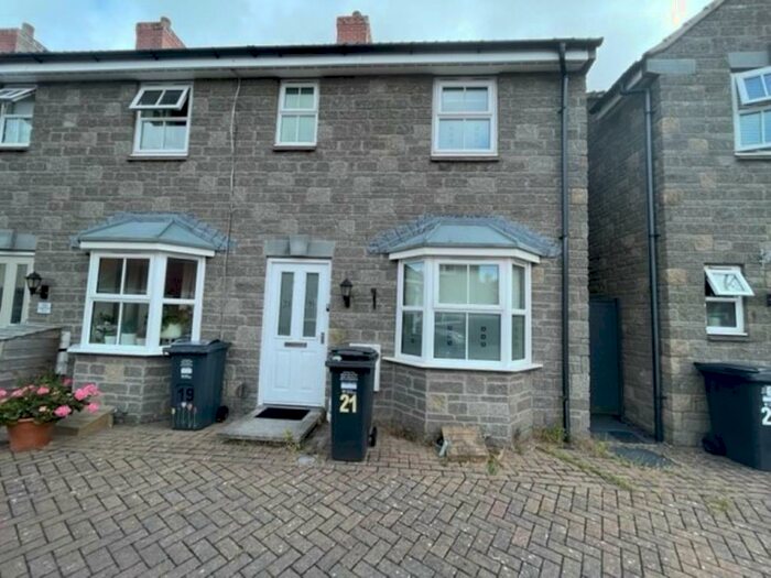 2 Bedroom House To Rent In Riverside Close, St Georges, Weston-super-Mare, BS22