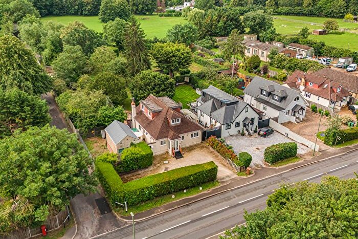 3 Bedroom Detached Bungalow For Sale In Chertsey Road, Shepperton, TW17