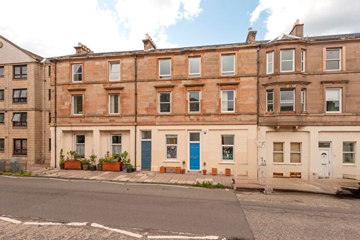 3 Bedroom Flat For Sale In Joppa Road, Joppa, EH15