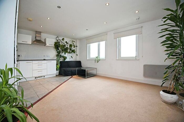 2 Bedroom Flat For Sale In Lady Isle House, Ferry Court, Cardiff, South Glamorgan, CF11