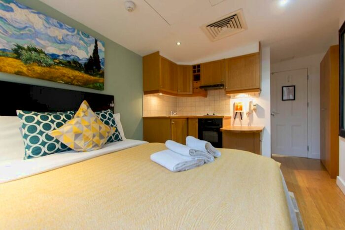 Studio To Rent In Cartwright Gardens, Bloomsbury, London, WC1H