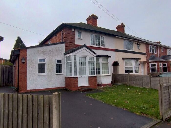3 Bedroom Semi-Detached House To Rent In Hazelville Road, Hall Green, B28