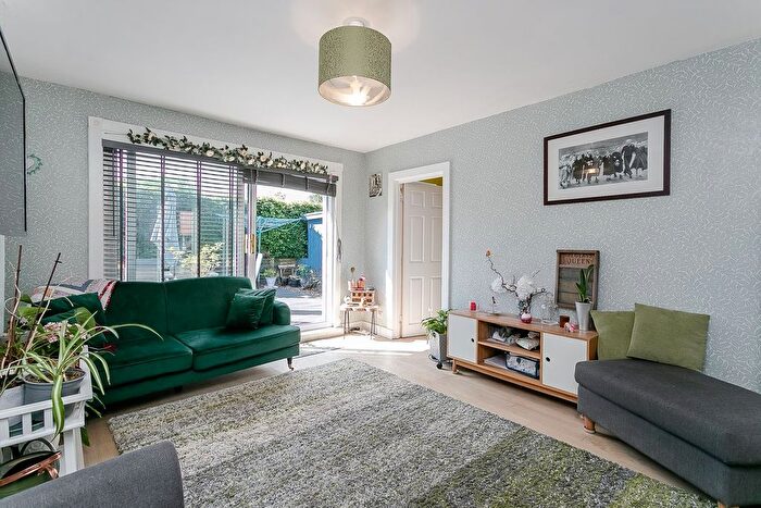 2 Bedroom Bungalow For Sale In Amisfield Place, Longniddry, EH32