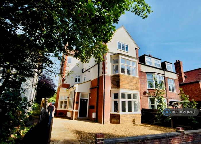 2 Bedroom Flat To Rent In Abington Avenue, Northampton, NN3