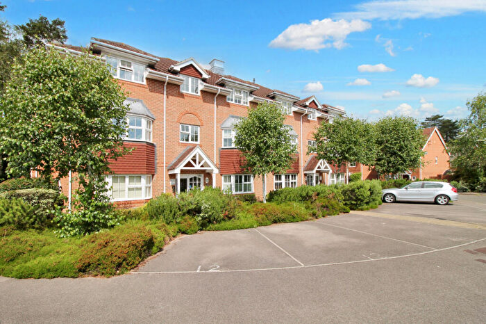 2 Bedroom Apartment To Rent In Latimer House, Marrow Meade, Fleet, Hampshire, GU51