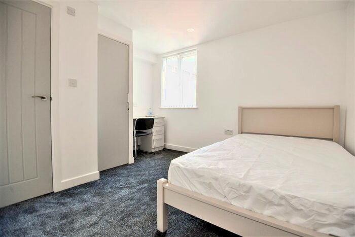 5 Bedroom Terraced House To Rent In Terry Road, Coventry, CV1