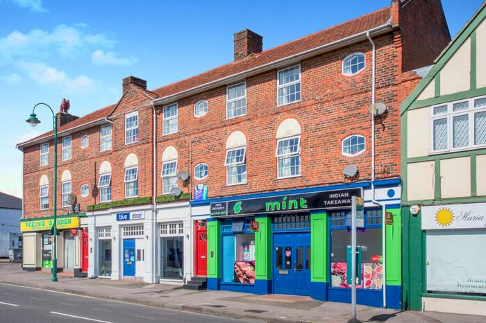 2 Bedroom Flat To Rent In Lodge Road, Portswood, Southampton, SO14