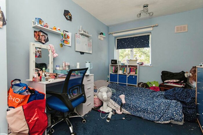 3 Bedroom Terraced House For Sale In King Arthurs Road, Exeter, Devon, EX4