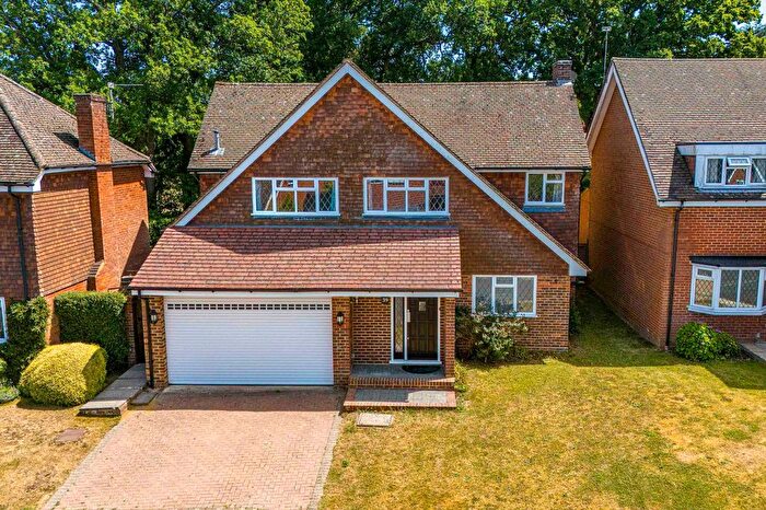 5 Bedroom Detached House For Sale In Wheeler Avenue, Penn, HP10