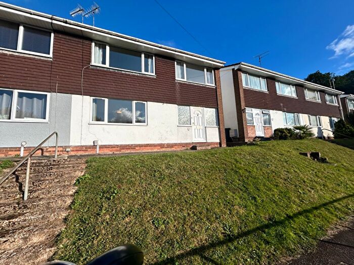 3 Bedroom End Of Terrace House To Rent In Woodwater Lane, Exeter, EX2