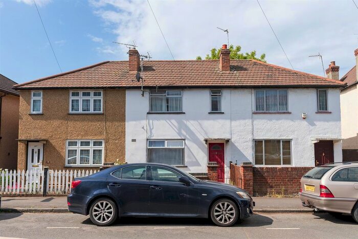 2 Bedroom Terraced House To Rent In Bentinck Road, Yiewsley, West Drayton, UB7