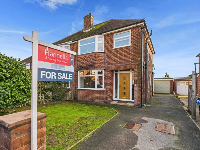 3 Bedroom Semi Detached House For Sale In Vicarage Road, Chellaston, DE73