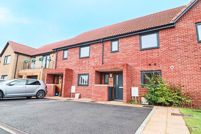 3 Bedroom Terraced House For Sale In Rabbit Close, Yatton, BS49