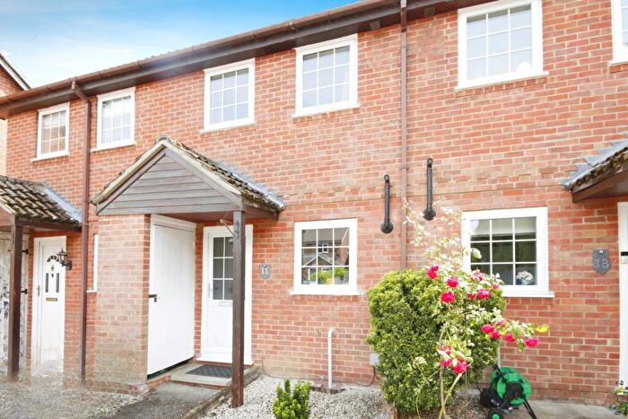 2 Bedroom Terraced House To Rent In Droitwich Close, Bracknell, RG12