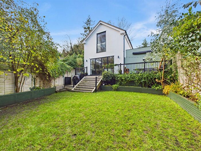 3 Bedroom Detached House For Sale In Abbots Lane, Kenley, CR8