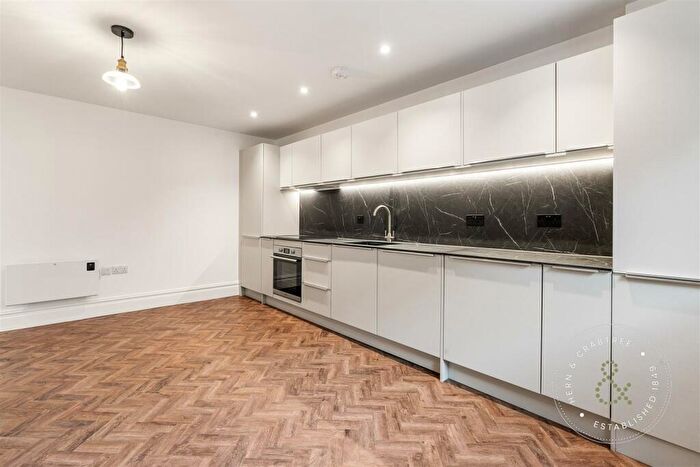 1 Bedroom Apartment For Sale In Cathedral Road, Pontcanna, Cardiff, CF11