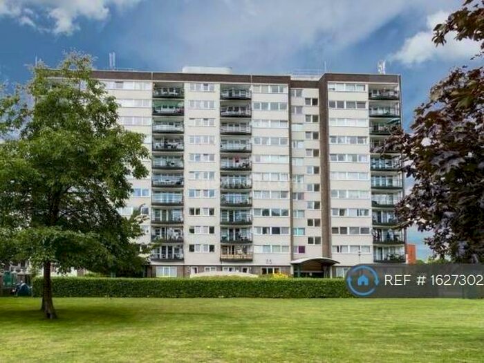1 Bedroom Flat To Rent In Master Gunner Place, London, SE18