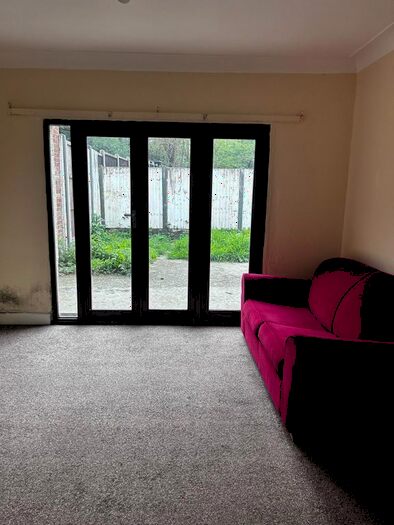 1 Bedroom Flat To Rent In Whitchurch Gardens, Edgware, HA8