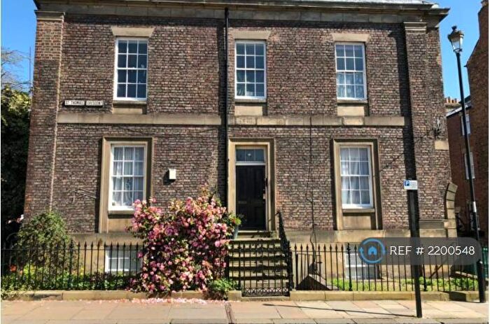3 Bedroom Flat To Rent In St. Thomas Crescent, Newcastle Upon Tyne, NE1