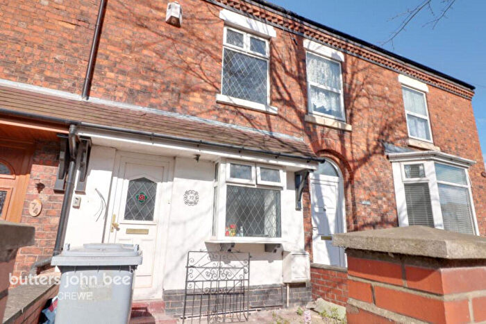 3 Bedroom Terraced House To Rent In North Street, Crewe, CW1