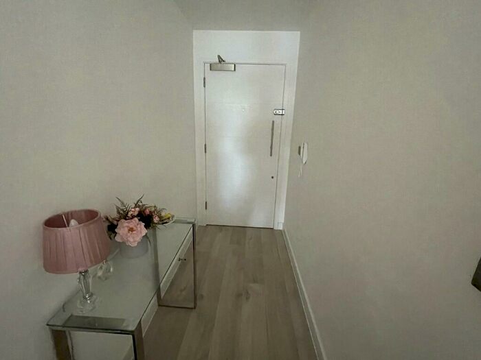 2 Bedroom Apartment To Rent In Springfield Road, Chelmsford, CM2