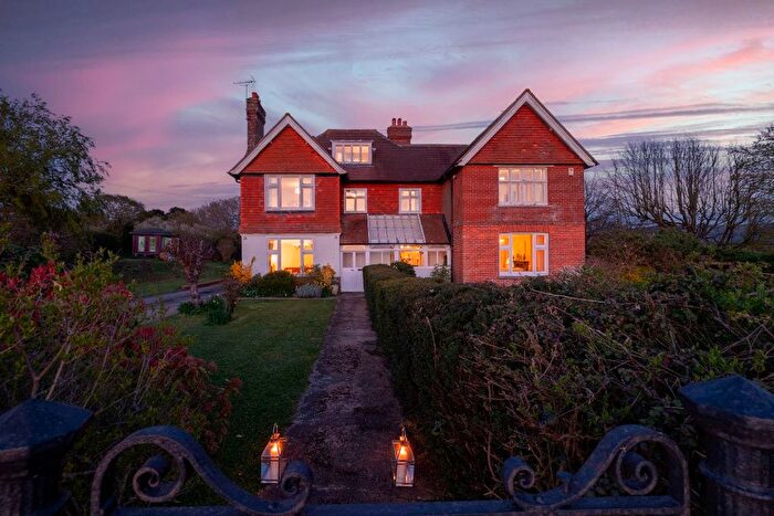 4 Bedroom Detached House For Sale In Station Road, Berwick, BN26