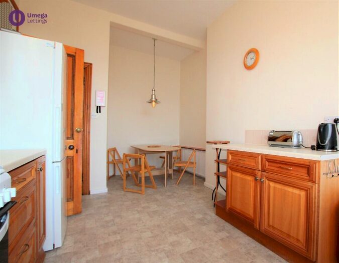 3 Bedroom Flat To Rent In Thirlestane Road, Marchmont, Edinburgh, EH9
