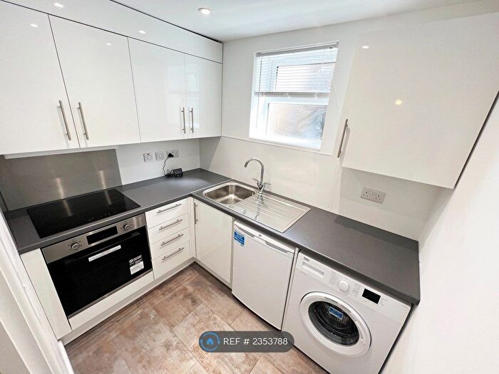 1 Bedroom Flat To Rent In King Street, Ramsgate, CT11