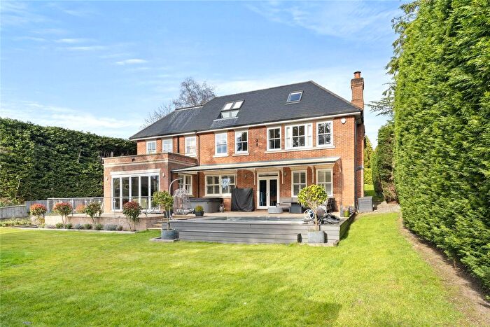 6 Bedroom Detached House To Rent In Woodpecker Close, Cobham, Surrey, KT11