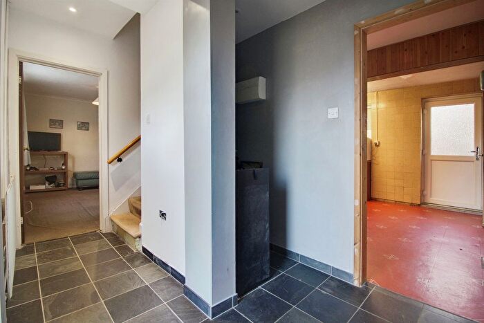 3 Bedroom Terraced House For Sale In Knella Road, Welwyn Garden City, AL7