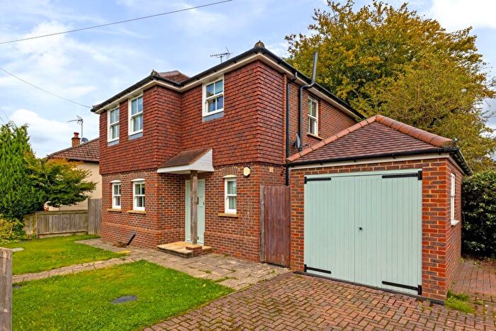 3 Bedroom Detached House To Rent In Bullfinch Close, Sevenoaks, TN13