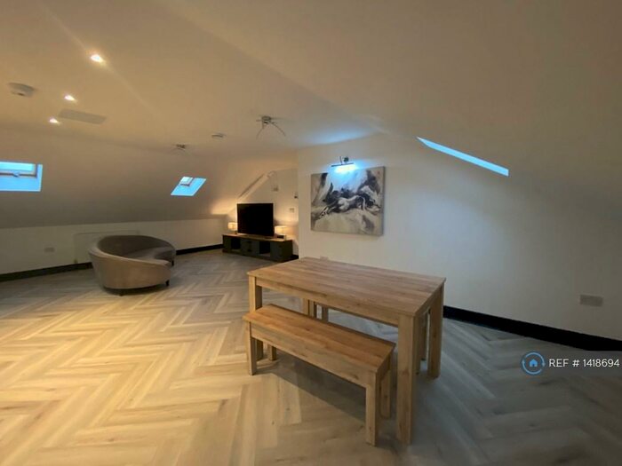 1 Bedroom Penthouse To Rent In Broomfield Road, Chelmsford, CM1