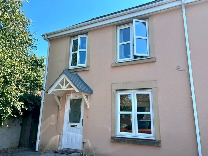 3 Bedroom House To Rent In Pendennis Park, Staple Hill, Bristol, BS16