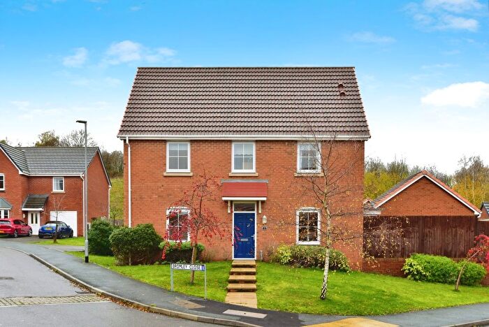 4 Bedroom Detached House For Sale In Bromley Close, Newcastle, Staffordshire, ST5