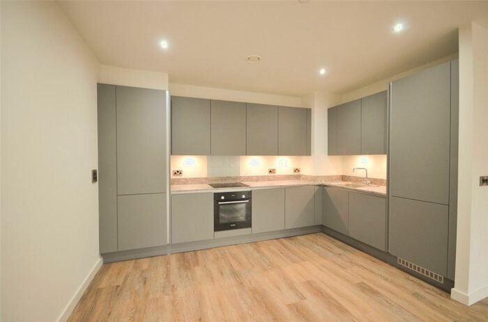 3 Bedroom Terraced House To Rent In Stockholm Way, E1W