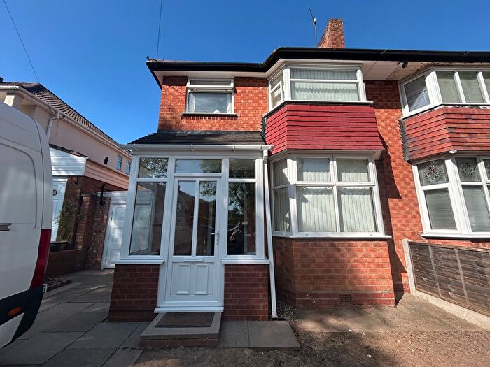 3 Bedroom Property To Rent In Wychall Road, Birmingham, B31