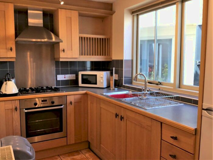 2 Bedroom Property To Rent In King Street, Canterbury, CT1