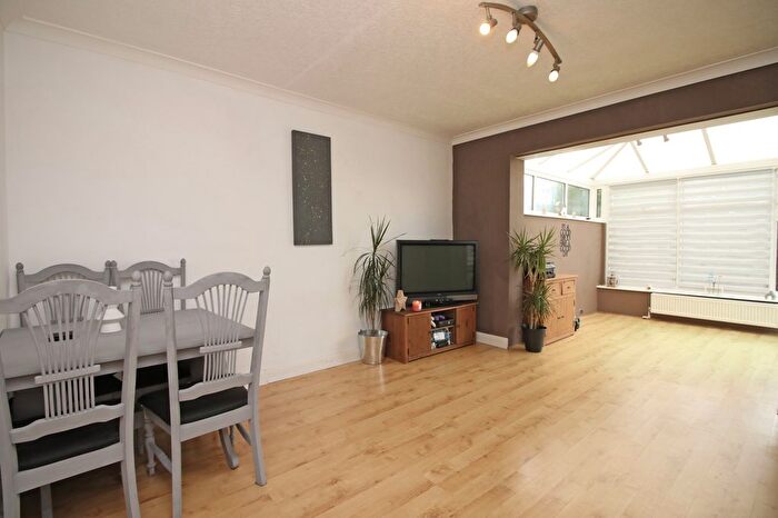 3 Bedroom Semi-detached House For Sale In Anchorsholme Lane East, Thornton-Cleveleys, FY5