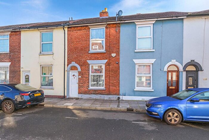 2 Bedroom Terraced House For Sale In Twyford Avenue, Portsmouth, PO2