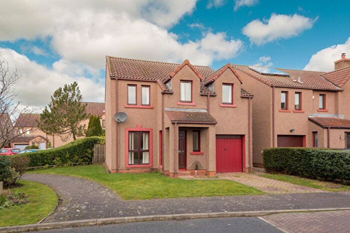 4 Bedroom Detached House For Sale In Luffness Gardens, Aberlady, East Lothian, EH32