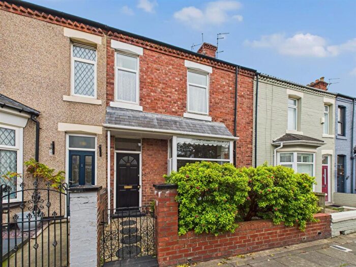 3 Bedroom Terraced House For Sale In Trewitt Road, Whitley Bay, NE26