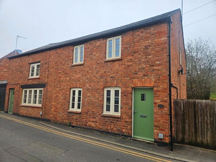 3 Bedroom Semi Detached House To Rent In Moat Lane, Towcester, NN12